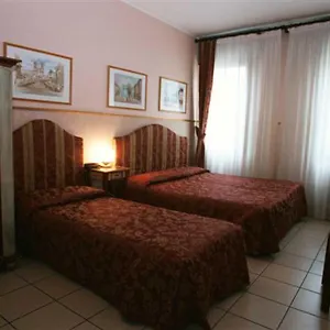 Otel Ariston