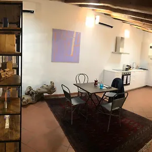 Pensjonat Isola Libera, Mediolan