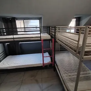 Hostel Lion & Youth, Mediolan