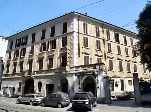 Hotel Minerva Mediolan 3*,  Włochy