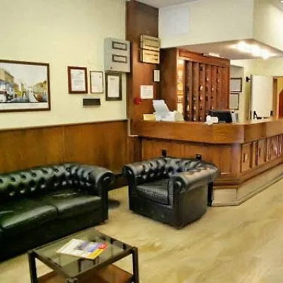 Hotel Minerva Mediolan 3*,  Włochy