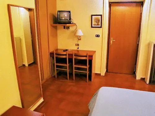 Hotel Minerva Mediolan