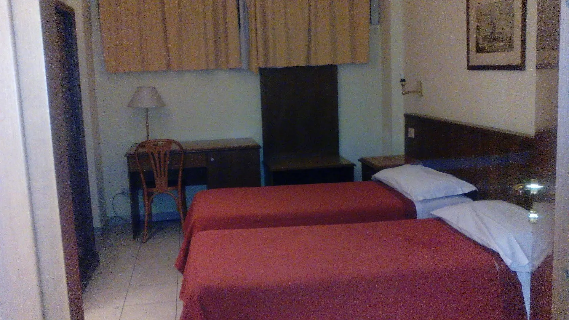 Hotel Minerva Milan 3*,  Italy