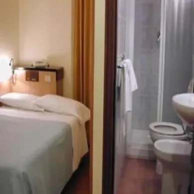 Hotel Minerva Milan 3*,  Italy